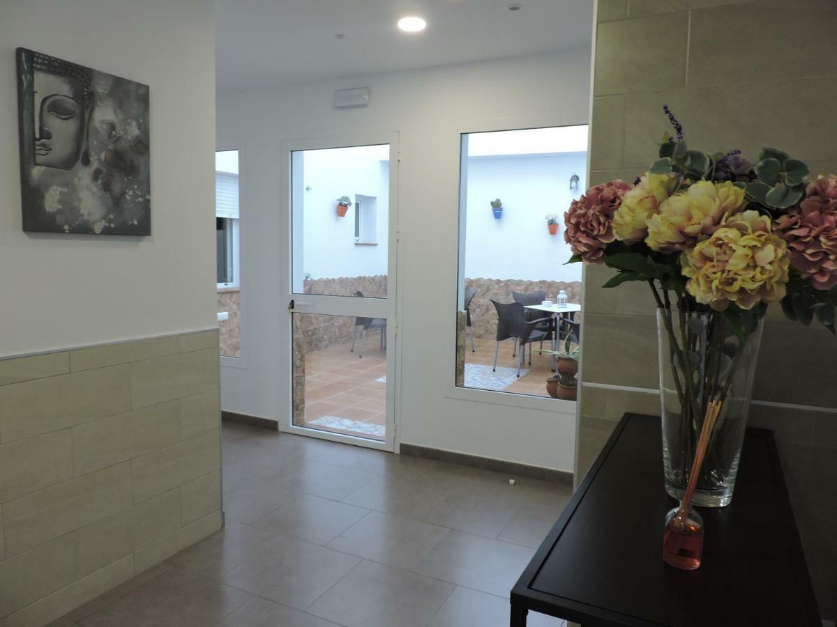 Hostal Delia Alora Exterior foto