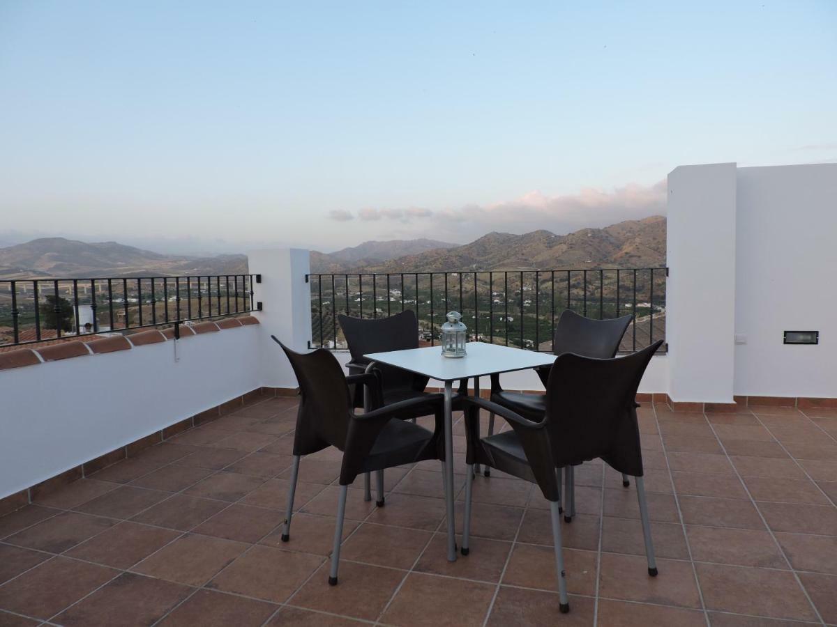 Hostal Delia Alora Exterior foto