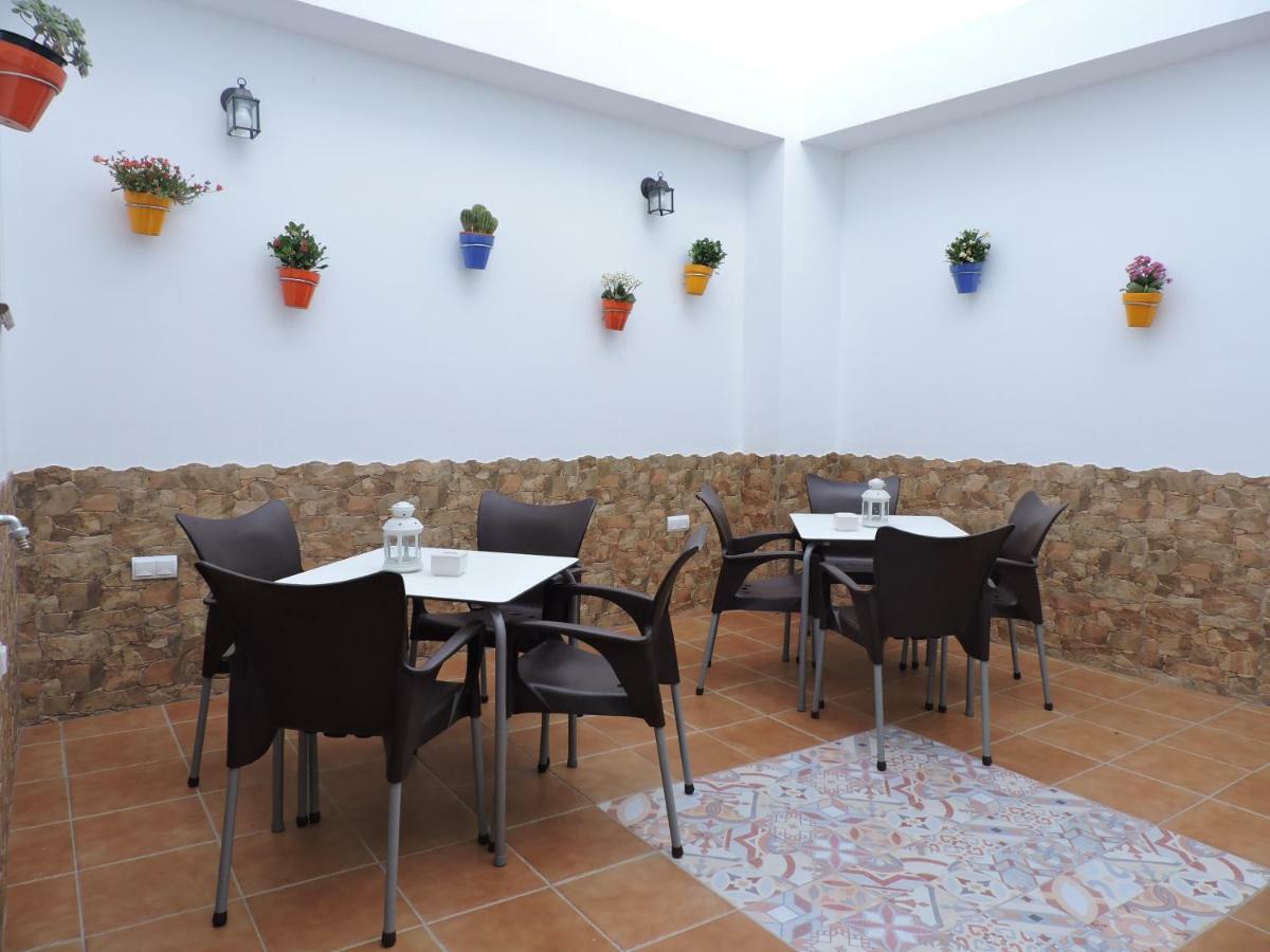 Hostal Delia Alora Exterior foto